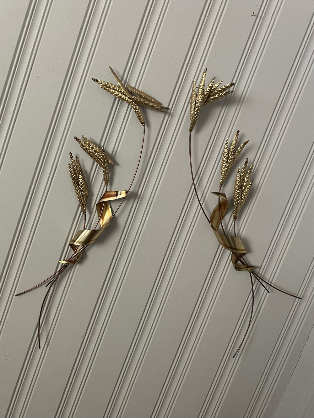 Vintage Gold Wheat Wall Décor Pair 30 in - Elegant Metallic Accent